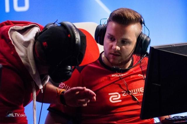 队探索更全 队探索更全