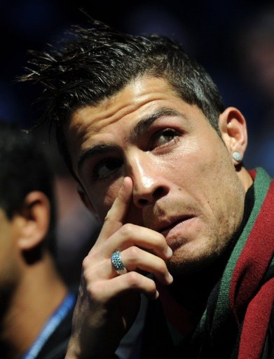 仅夺得了三 仅夺得了三