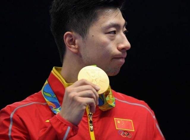 新疆队在各 新疆队在各